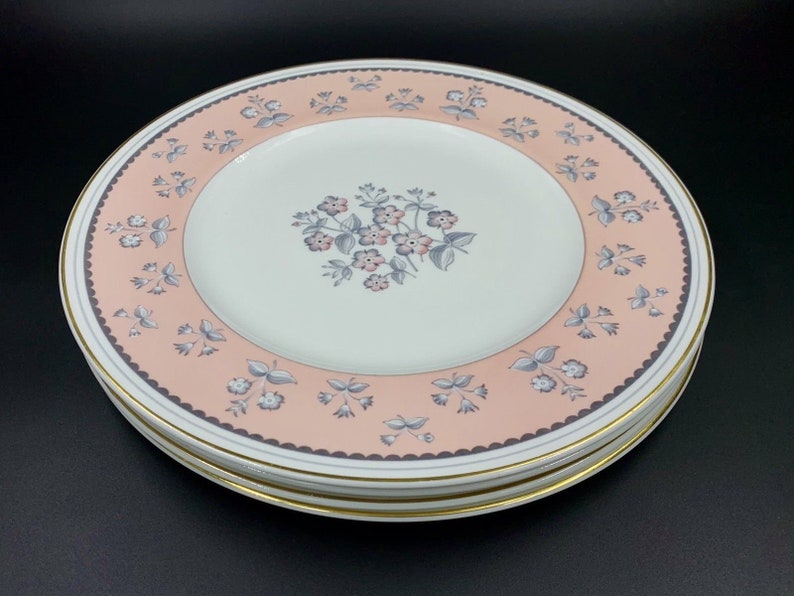 Wedgwood Pink Pimpernel 10.5 Dinner Plates Set of 4 Bone China England