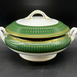 Spode Royal Windsor Green Covered Serving Bowl England Bone China