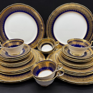 Aynsley Simcoe 5 Piece Place Setting x 6 Bone China England 30 Pieces