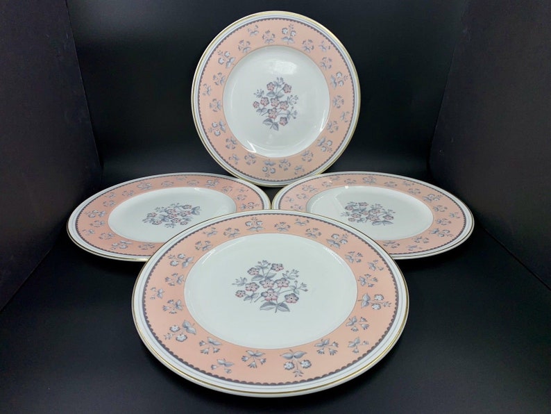 Wedgwood Pink Pimpernel 10.5 Dinner Plates Set of 4 Bone China England