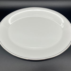 Royal Doulton Platinum Concord 13&quot; Piatto di servizio Bone Cina Inghilterra
