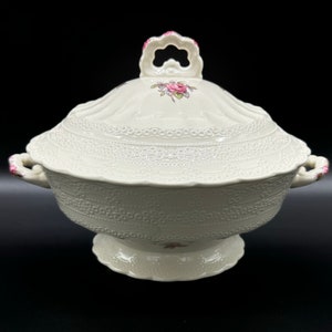 Spode Billingsley Rose Covered Serving Bowl England