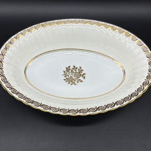 Paragon Z1073 Oval Serving Bowl Bone China England