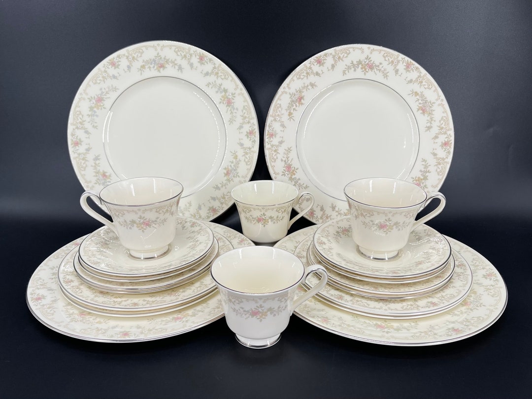 ロイヤルドルトン ダイアナ 5ピース プレイスセッティング x 4 ボーン