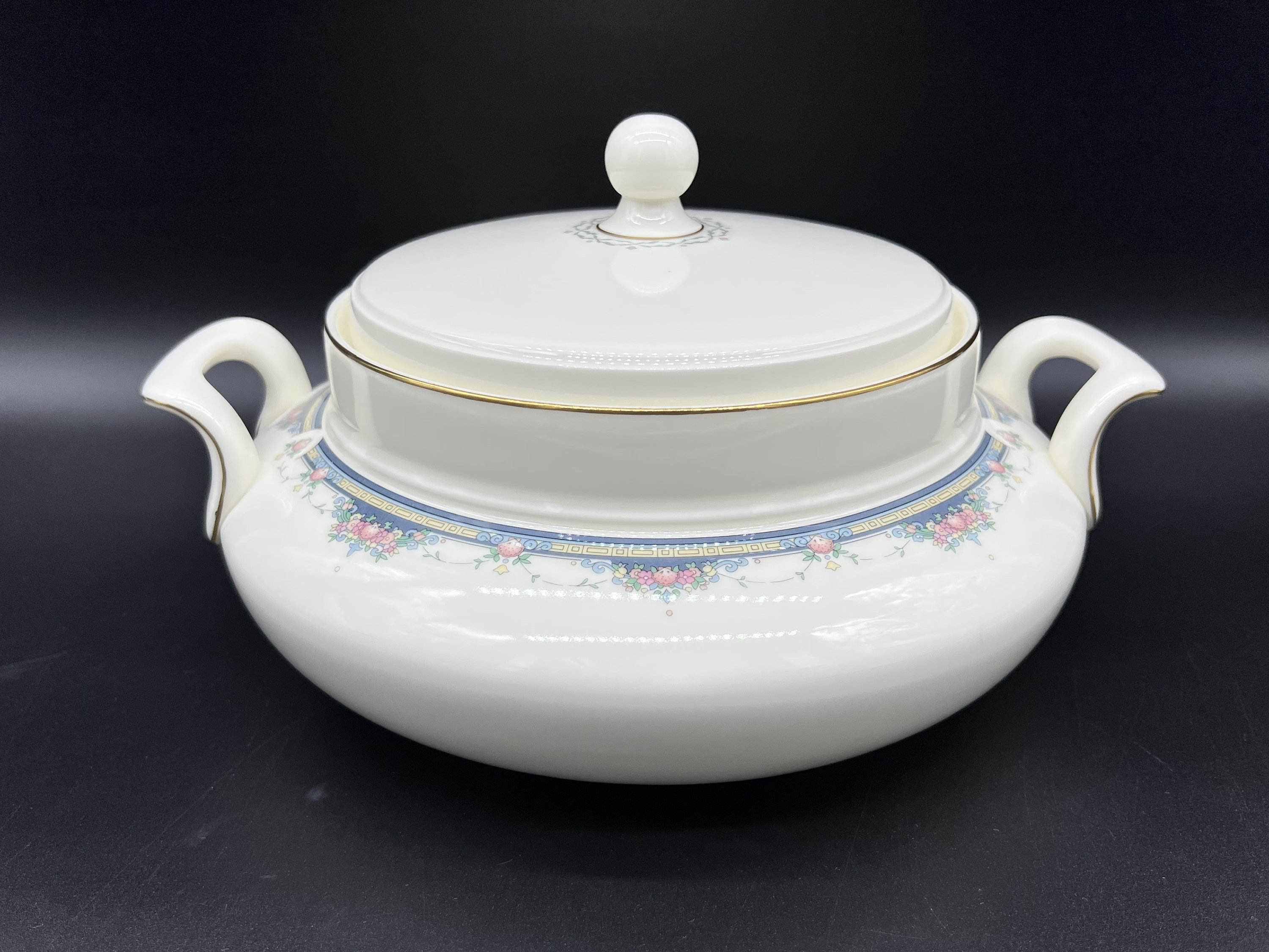 Royal Doulton ロイヤルドルトン アルバニー カップ＆ソーサー
