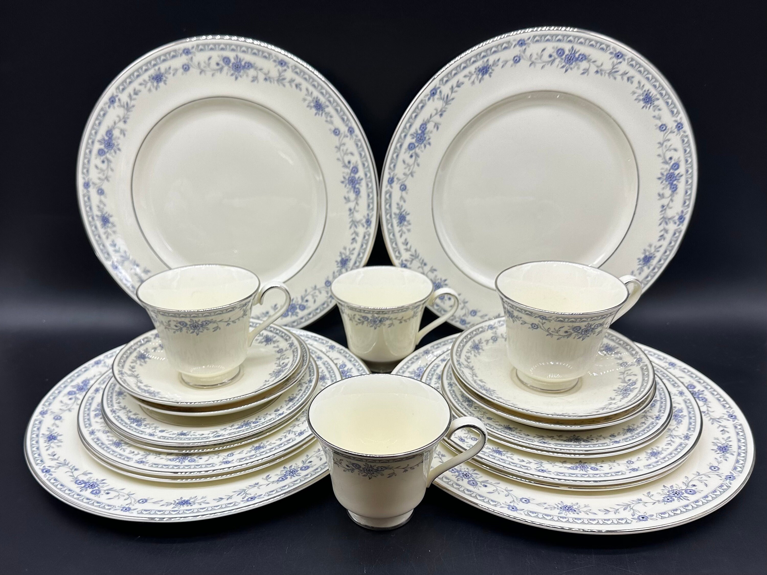 Minton Bellemeade 5 Piece Place Setting X 4 Bone China England 20