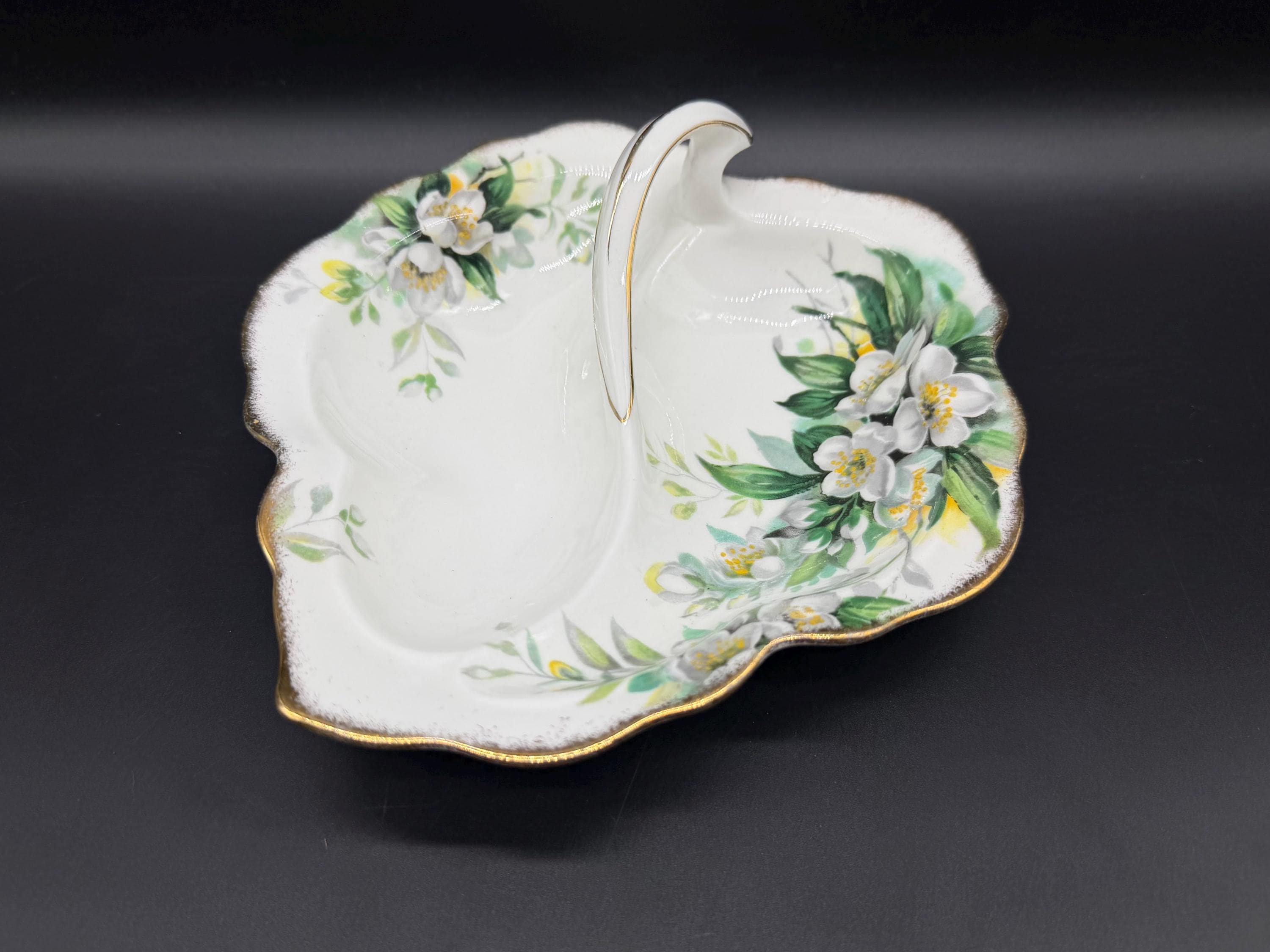 ロイヤルアルバート オレンジブロッサム リーフシェイプディッシュ