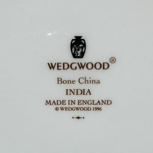 Wedgwood India 5 Pieces Place Setting Bone China England Mint Condition image 4