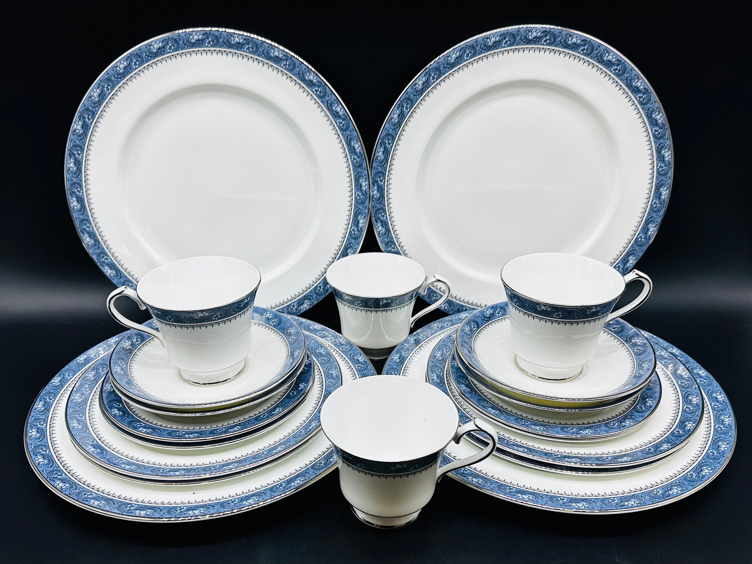 エインズレイ ブルーミスト 5ピースプレートセット x 4 ボーンチャイナ