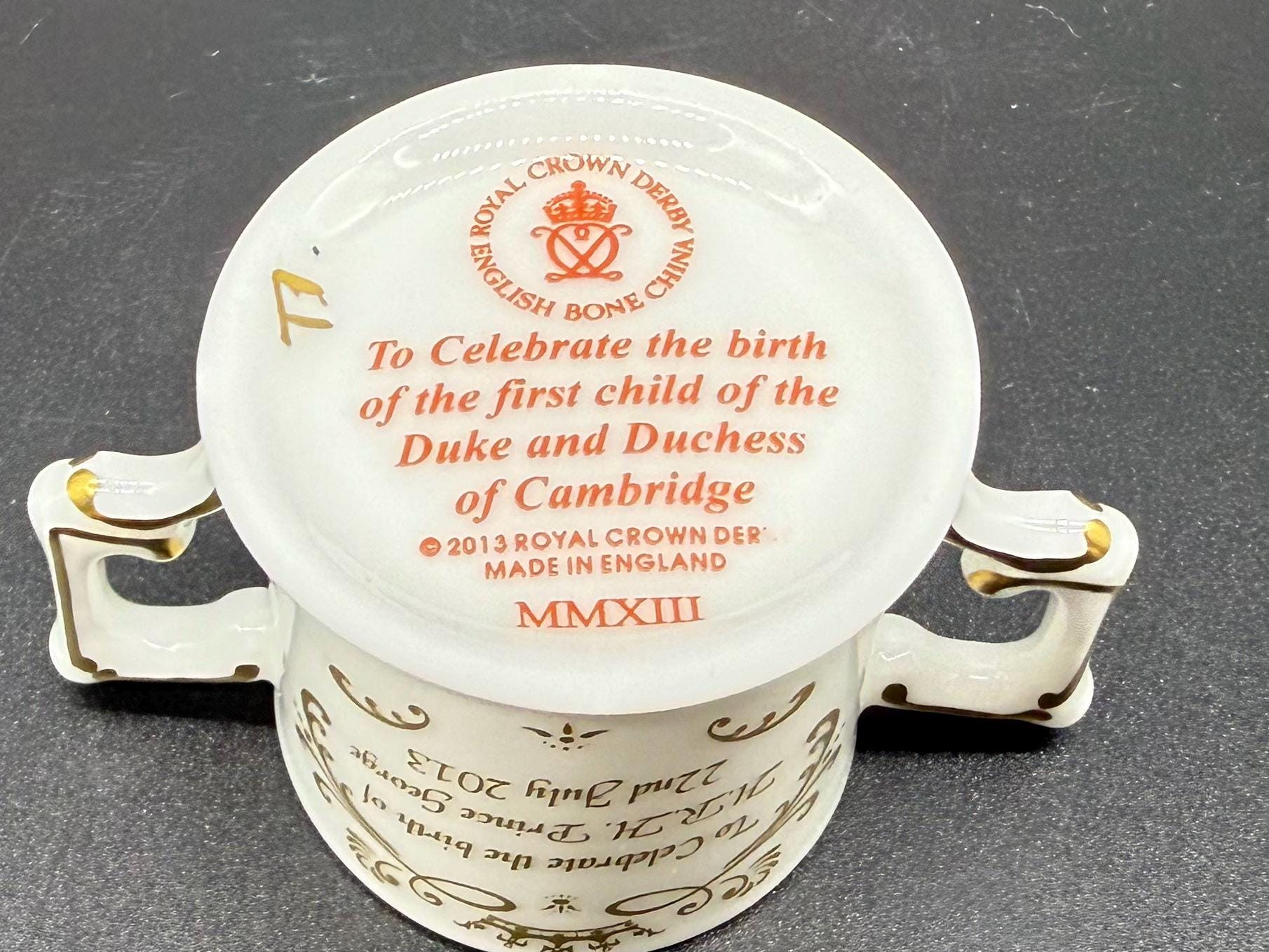 花瓶  Crown Derby Royal Crown Derby 1982 Celebrate the Birth of Prince William