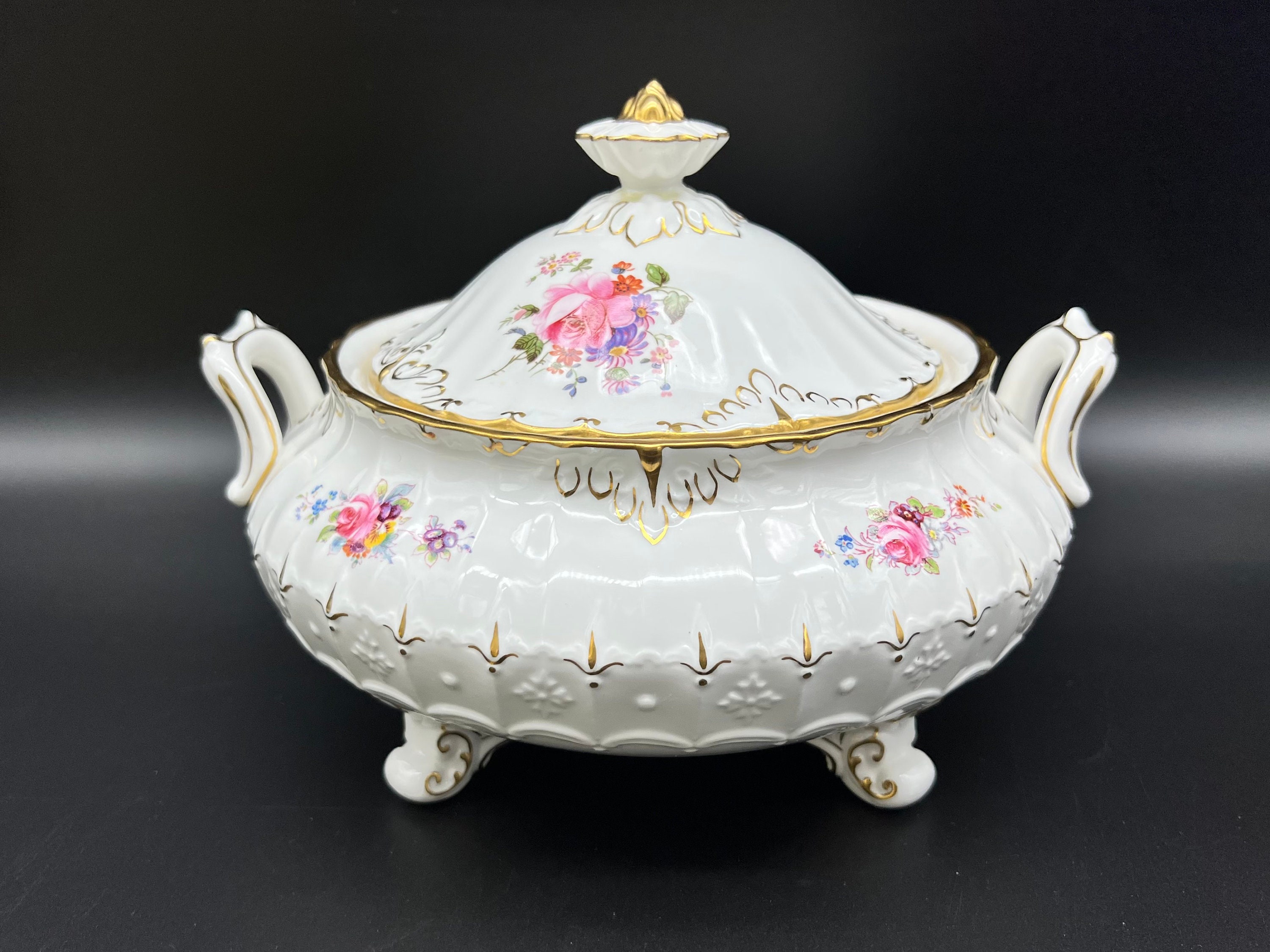 花瓶  Crown Derby Royal Crown Derby 4 Pieces , 2 Bud Vase, 1 Loving Cup and 1