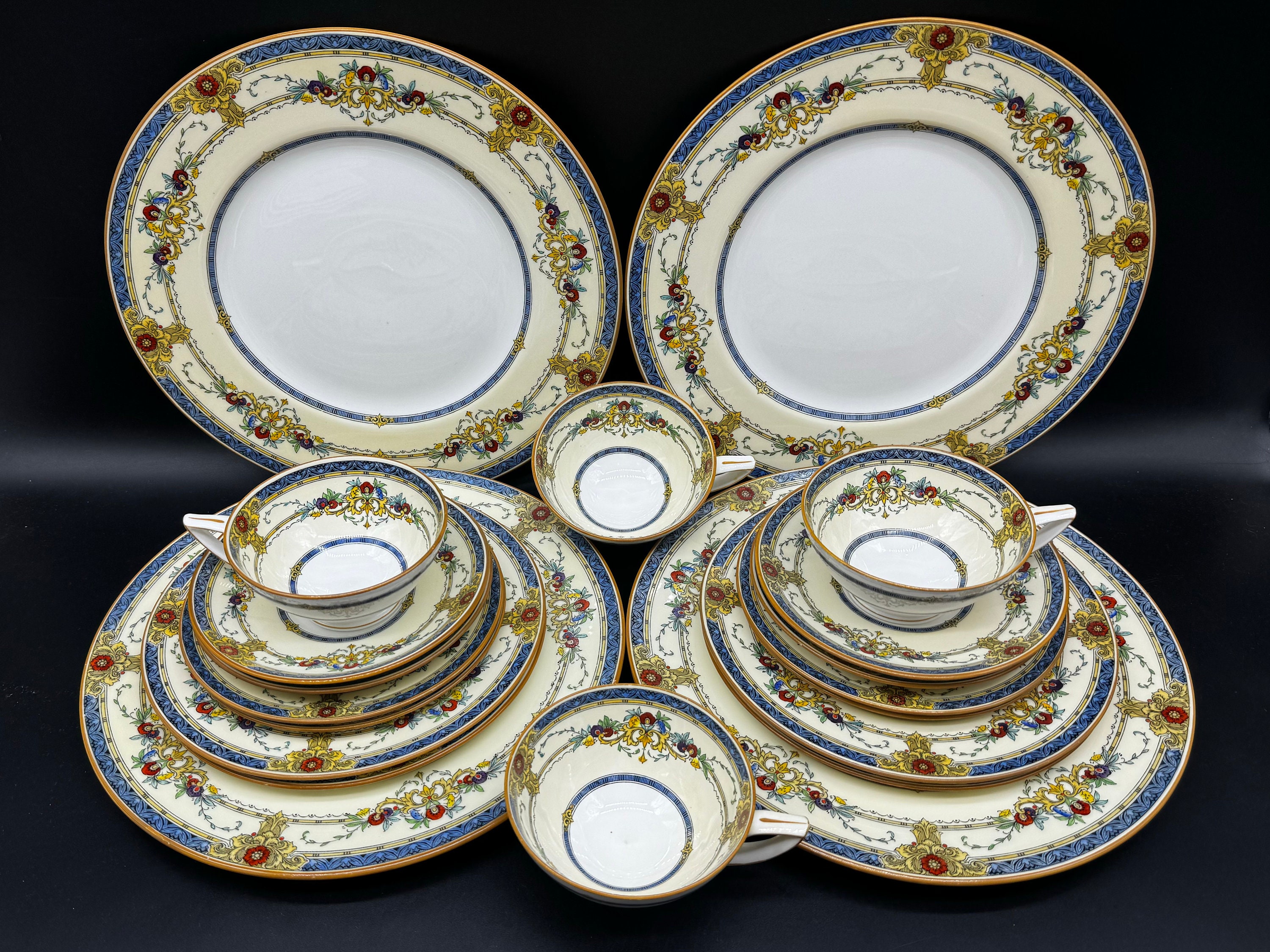 Minton Windsor 5 Piece Place Setting X 4 Bone China England Minton Windsor 5 Piece Place Setting X 4 Bone China England