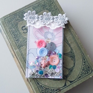 Junk journal shaker tag Ephemera Anemone Embellishment Floral Accessory Mixed media tag OOAK