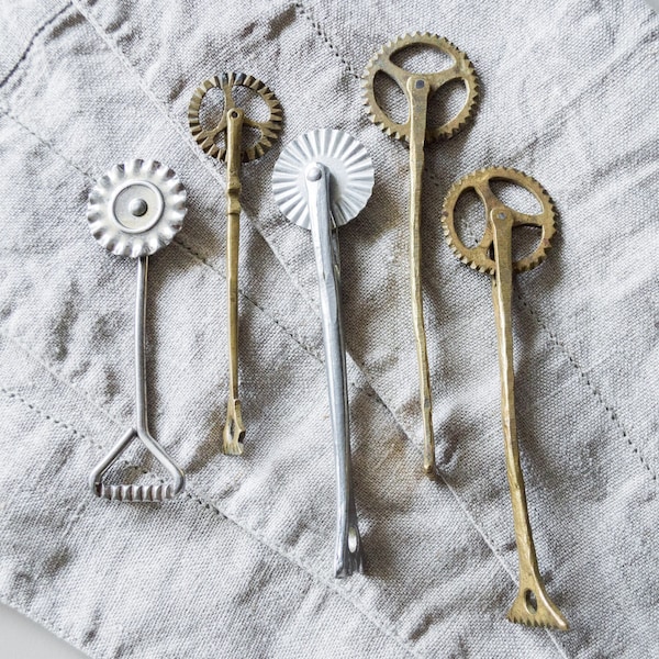 Gebäck Ausstecher Torten crimper Antike Messing Food Foto Requisite