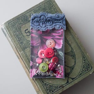 Shaker tag Junk journal Ephemera Floral Moody maximalism vibe Embellishment Accessory Mixed media tag OOAK