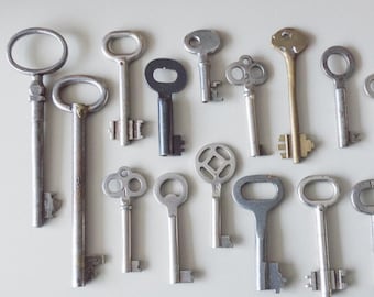 Skeleton key Real key Antique Vintage Industrial decor