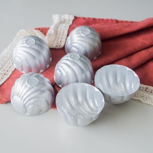 Jell-o shell molds Fluted Relief Gelatin Mold set of 6 Food photo props