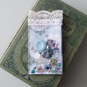 Shaker tag Junk journal Embellishment Ephemera Anemone Floral Accessory Mixed media tag OOAK