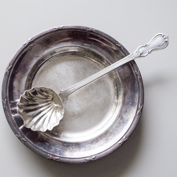 Shabby Serving spoon Shell shape Silver plated Food photo prop Swedish vintage