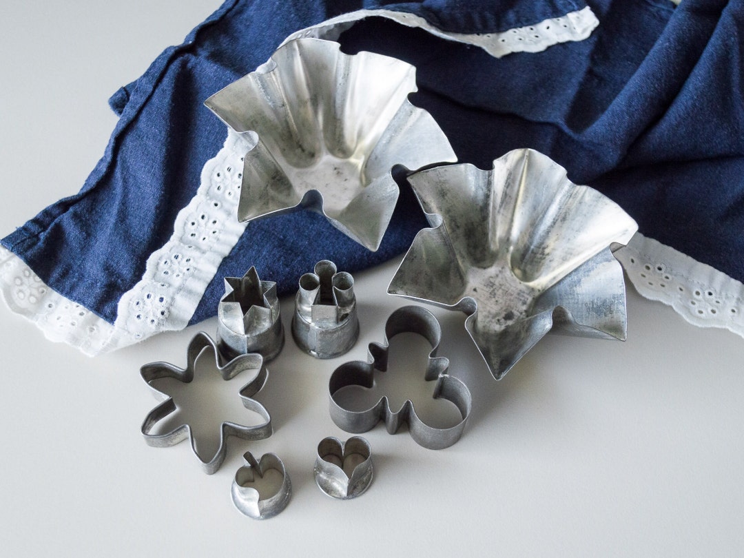 Antique Baking Tools Tarnished Food Photo Props Tins Cutters Etsy