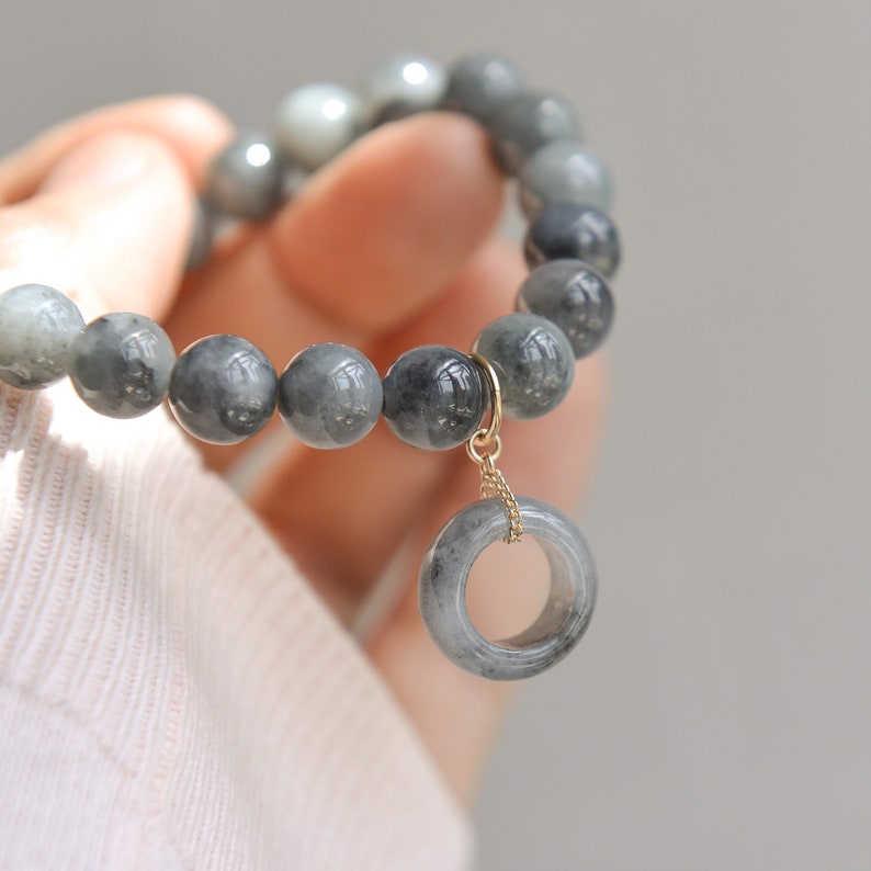 Traditional Chinese artReady to shipstyle1092B Natural Type A Jadeite Jade Black Chicken beaded Elastic bracelet
