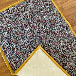 Handmade quilted floor mat for babies