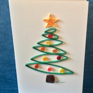 Sapin de Noël, carte de vœux Noël, papier roulé ou quilling, fait main 3D, belles couleurs, original, créatif, épuré, différent image 2