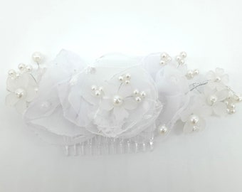 Bride, hair comb, flowers, hair accessories, wedding, pearls