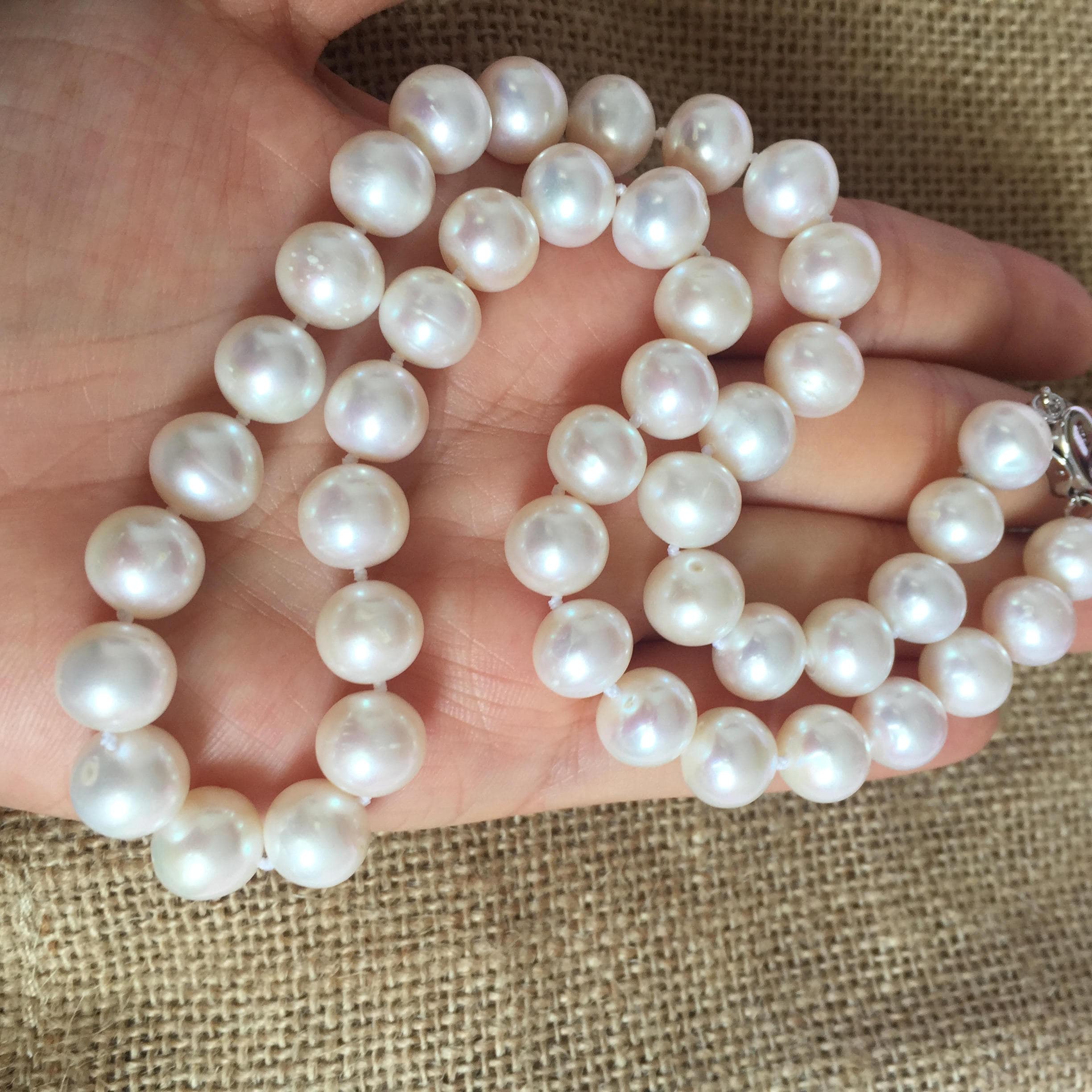 9-10 Pearl Necklace /pearl Has Slightly Flaw - Etsy