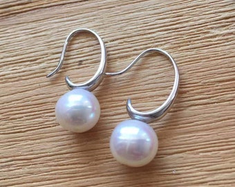 Freshwater White Pearl Earrings