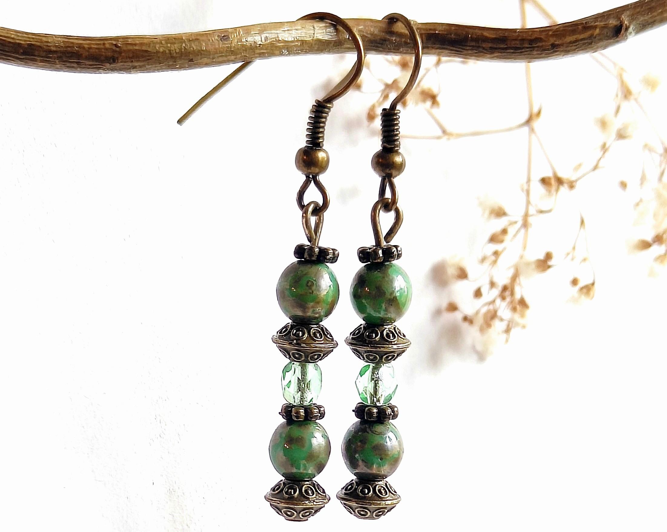 Boucles D'oreilles Pendantes Style Bohème - Bronze Et Strass Vert - Comme Neuves