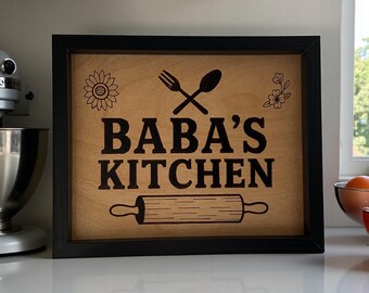 Babas kök Vedeldad skylt – Ukrainsk köksdekor (20 x 25 cm)