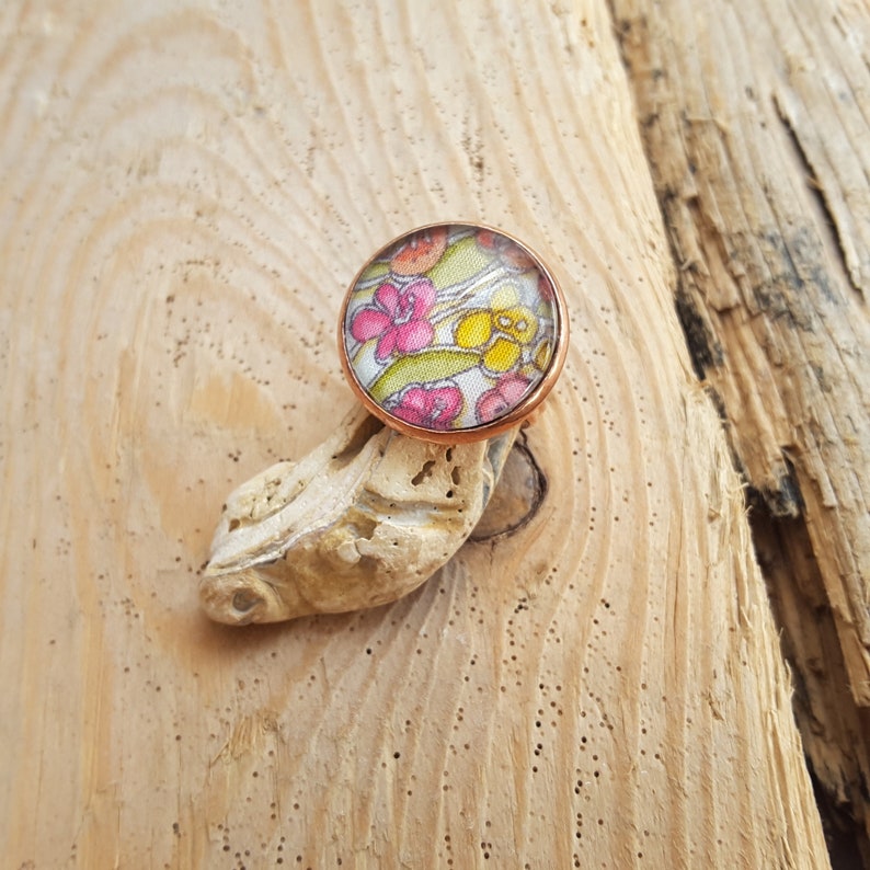 adjustable ring Liberty Collection jennie and yellow pink and yellow gold ring in liberty fabric flower jewel