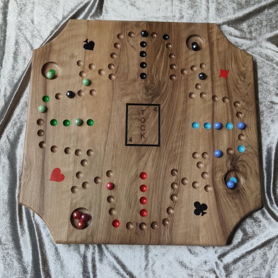 Grands jeux en bois  Handmade games, Wooden board games, Wood games