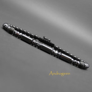 Smalt herrarmband, ädelstenar, matt onyx, fasetterade hematitrör och skivor, lavasten Ø 4 mm R618