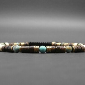 Bracelet fin homme, pierres gemmes, turquoise africaine mate, heishi de bronzite, howlite ivoire, hématite dorée Ø 4 mm R322 image 2