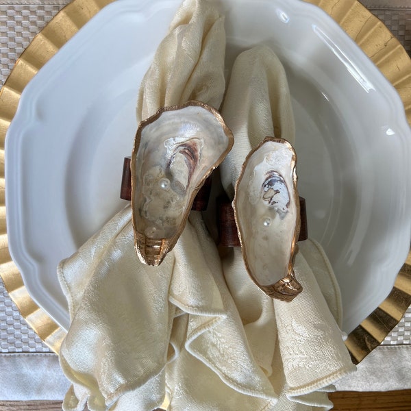 Oyster Shell Napkin Holders / Clam Shell Napkin Holder / Set of 2 Napkin Rings / Lowcountry Coastal Decor / Oyster Decor / Table Decor