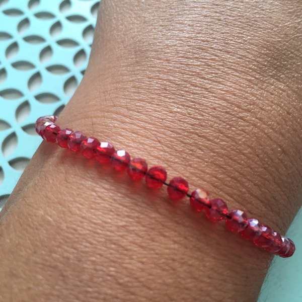 lot de 10 perles à facette en verre de diamètre 4mm de couleur rouge brillant