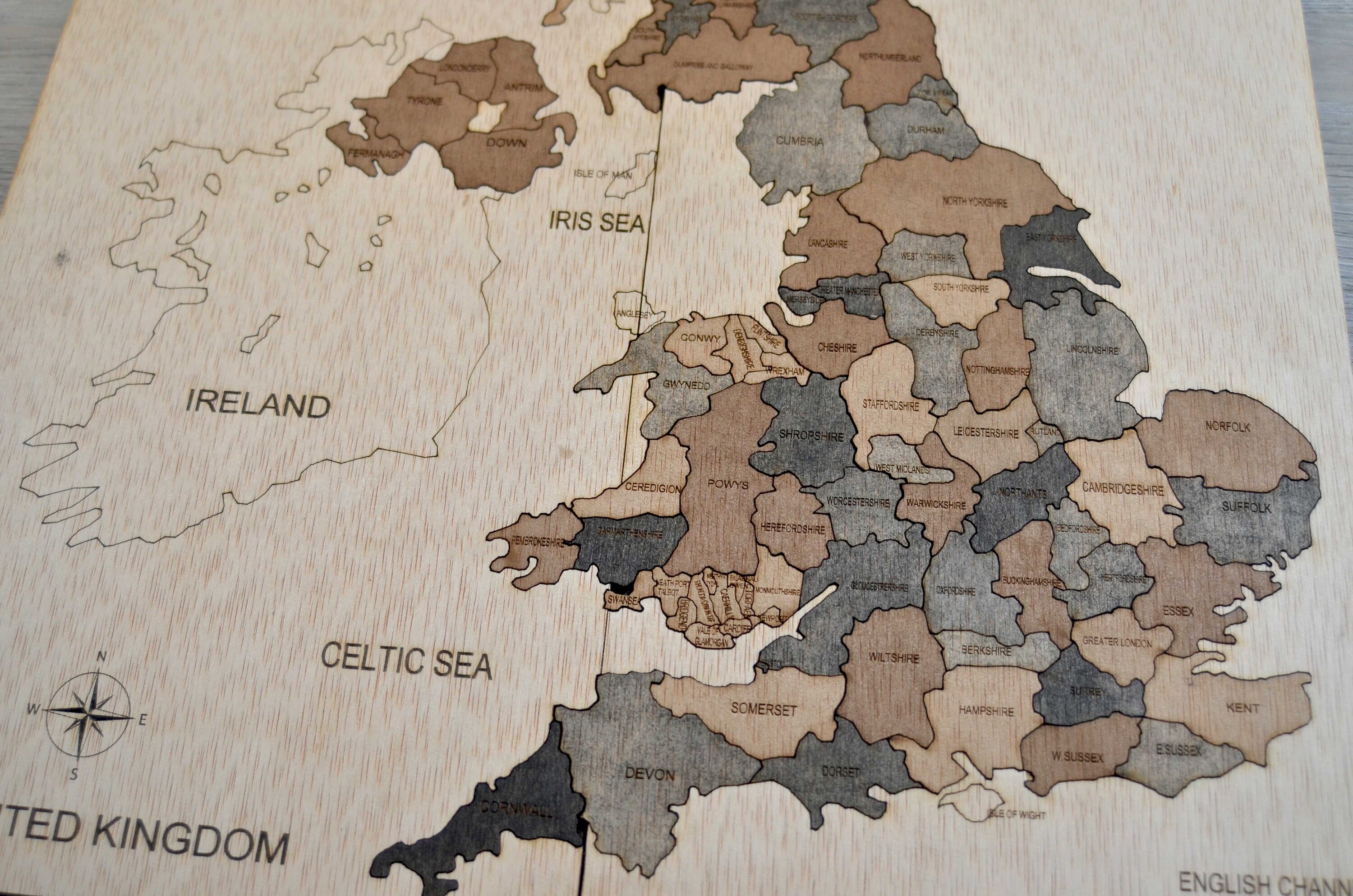 Wooden United Kingdom Map Puzzle for Kids, UK Map Puzzle for Gift, 3D