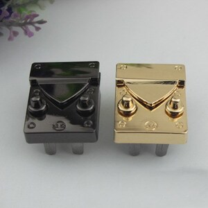 RechteckIg Twist Press Lock 40mm Geldbörse Charm Organizer Gepäck Hardware Antik Gold Verschluss und Schlüsselverschluss kleine Tasche Clutch Metall Zubehör