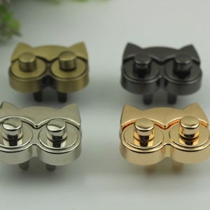 Eule Twist Turn Lock 37mm 1 1/2 "Geldbeutel Charm Organizer Gepäck Hardware Antikes Goldschloss und Schlüssel kleine Tasche Clutch Metall Zubehör