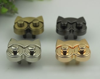 Owl Twist Turn Lock 37mm 1 1/2" Purse Charm Organizer Luggage Hardware Antique Gold Lock And Key Closure Small Bag Clutch Metal Accessories