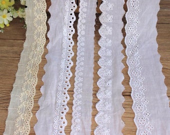 Garniture en dentelle brodée à œillets en coton festonné