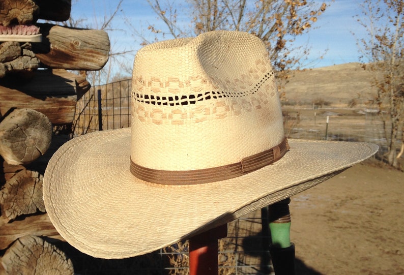 high crown cowboy hat