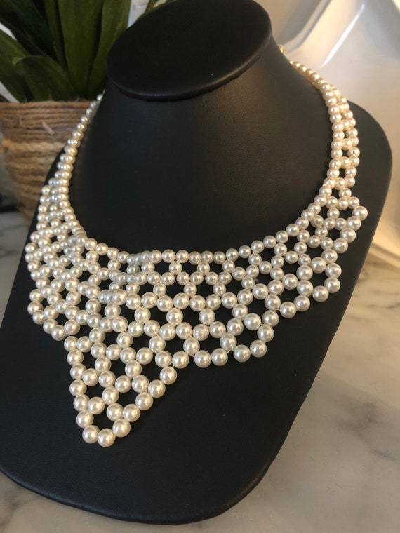 Vintage Pearl Necklace, Faux Pearls, Bib Collar Ne