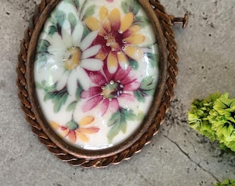 rare flower porcelain limoges brooch