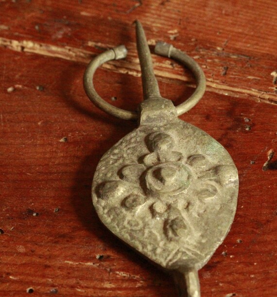 rare old Berber fibula brooch - image 3