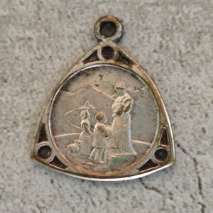 Antike religiöse Medaille Unserer Lieben Frau von La Salette