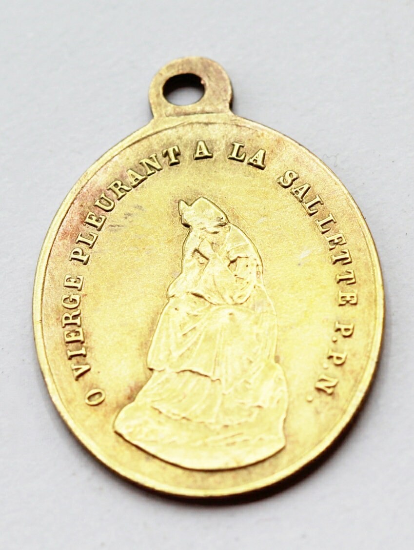 Rare Médaille Notre Dame de La Salette