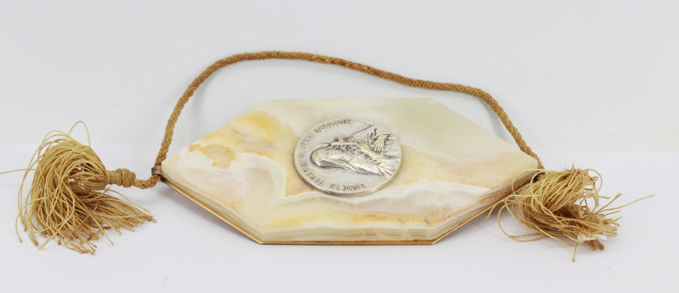 Plaque Sainte Thérèse en Onyx